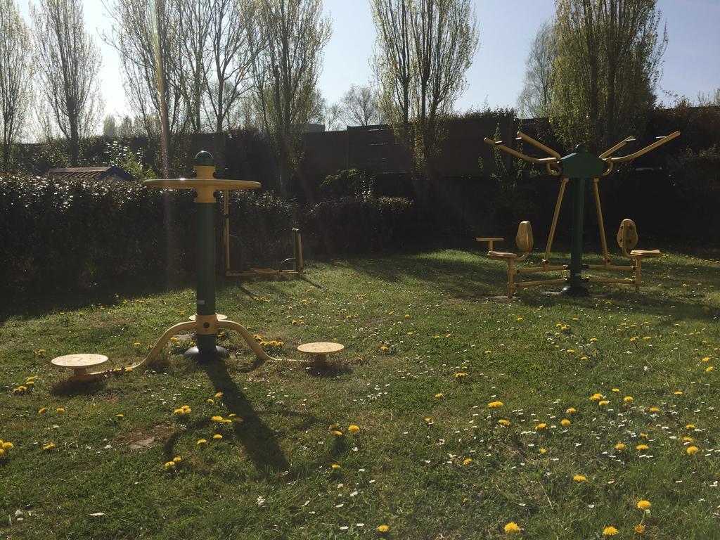 Camping Caravaning Les Cerisiers Berck Sur Mer Verton Exterior foto